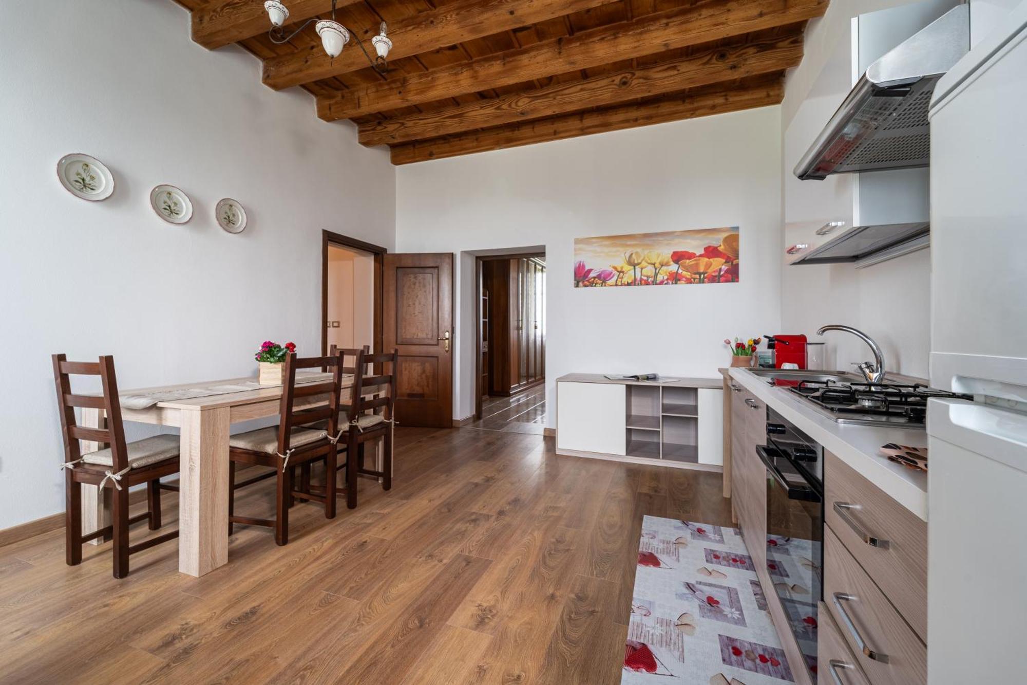 Antico Stemma Corte Meneghella Monzambano Exteriér fotografie
